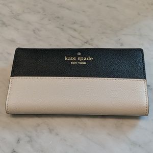 Kate Spade bifold leather wallet